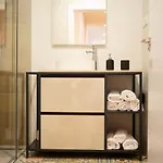 Apartman Nuevo En El Centro De - Edificio Rvm León